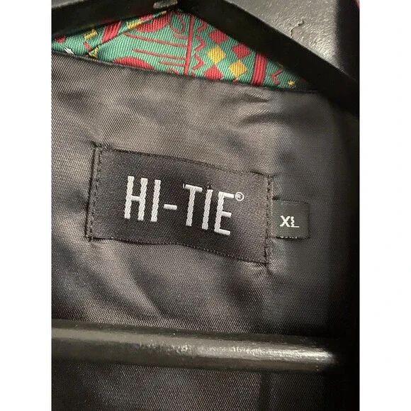 NWT 4 Pc Hi Tie XL Holiday Christmas Vest, Tie, Cuff Links, Handkerchief C6 - Picture 3 of 13